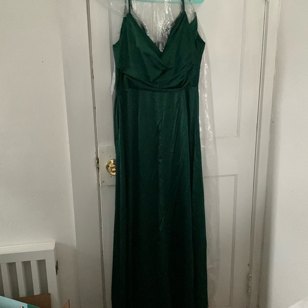 NWT David’s Bridal Bridesmaid Dress/Gown in Juniper